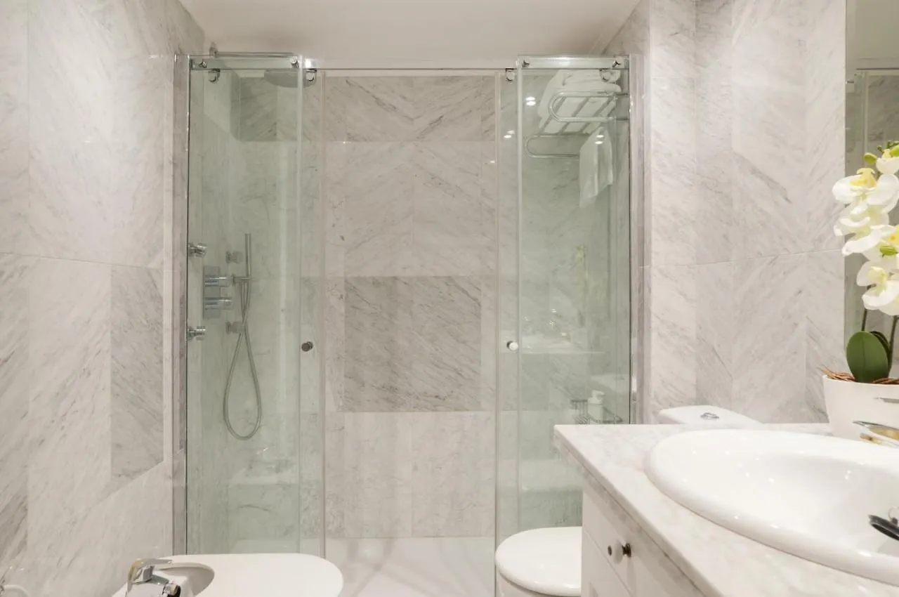 Coral Esmeralda Beach Apartment 2 Bedrooms Marbella