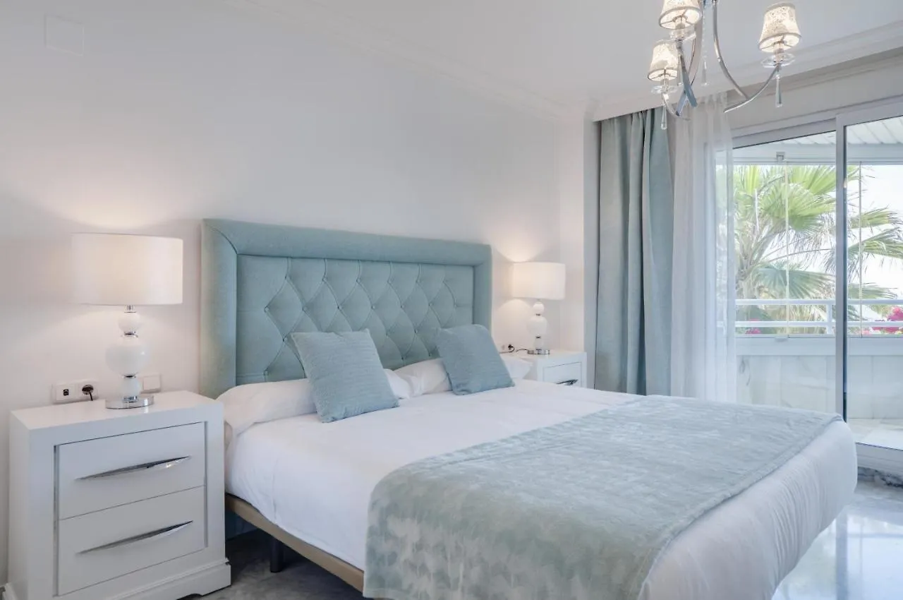 Coral Esmeralda Beach Apartment 2 Bedrooms 마르베야